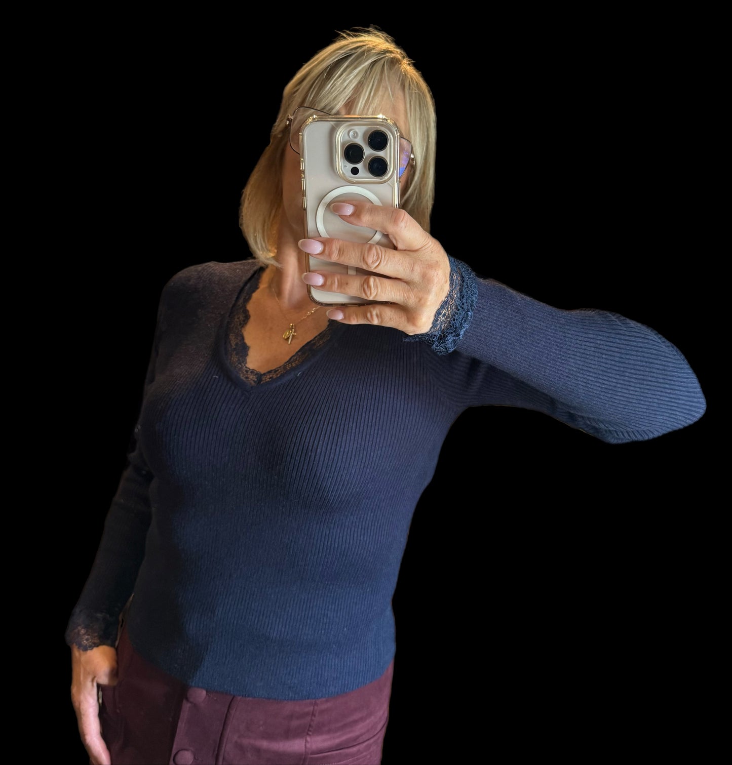 Pull dentelle