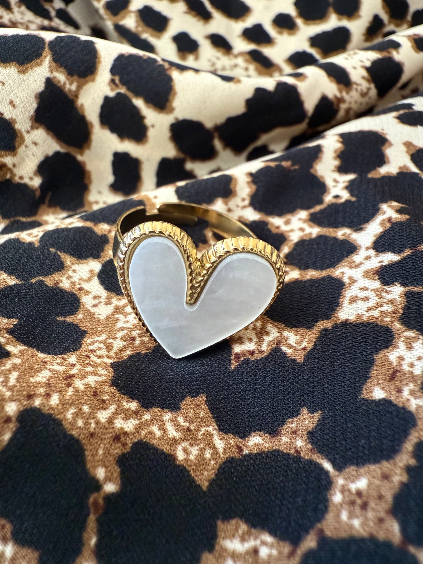 Bague petit coeur blanc