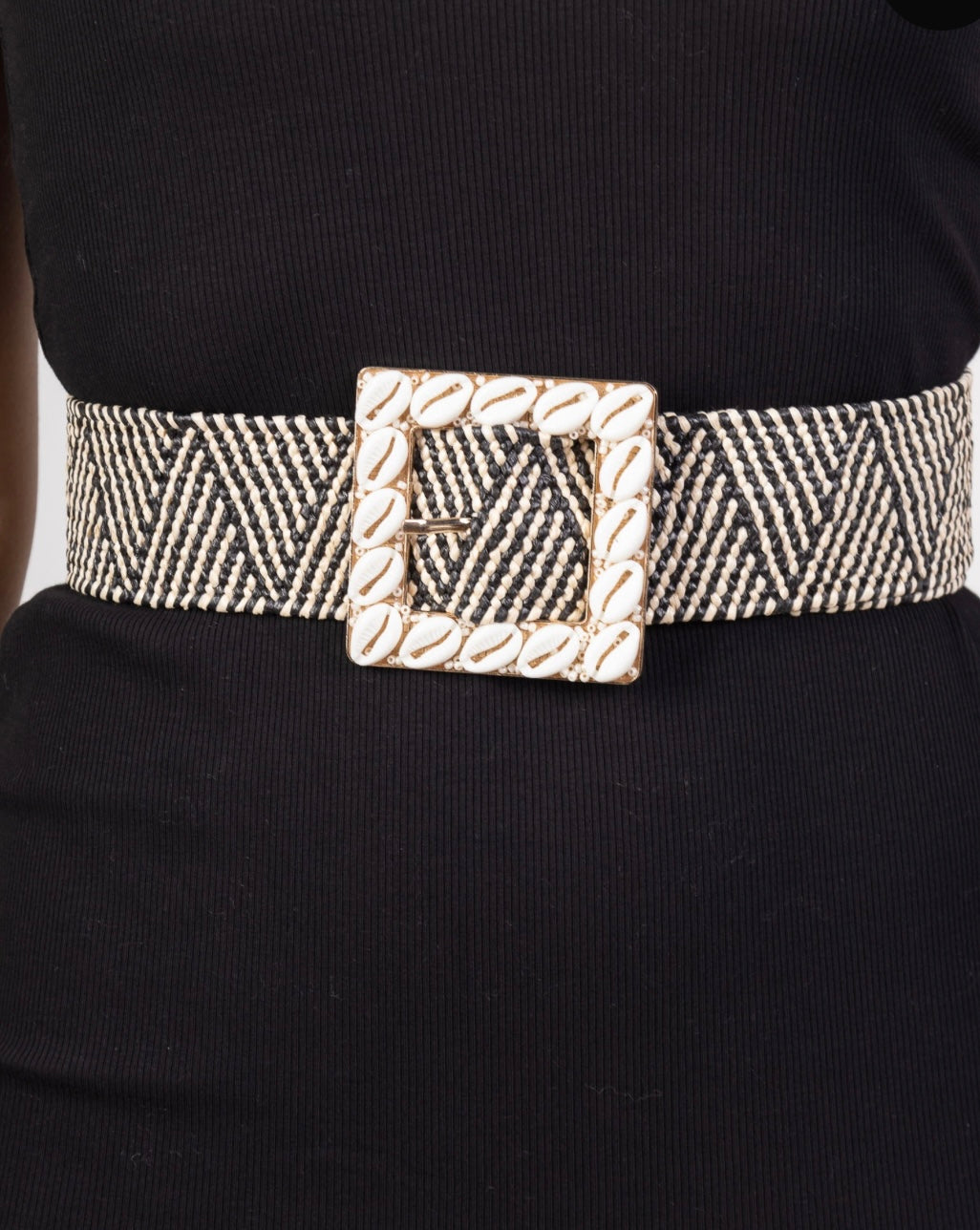 Ceinture coquillages carrée