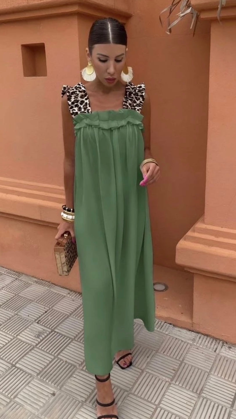 Robe Leonie