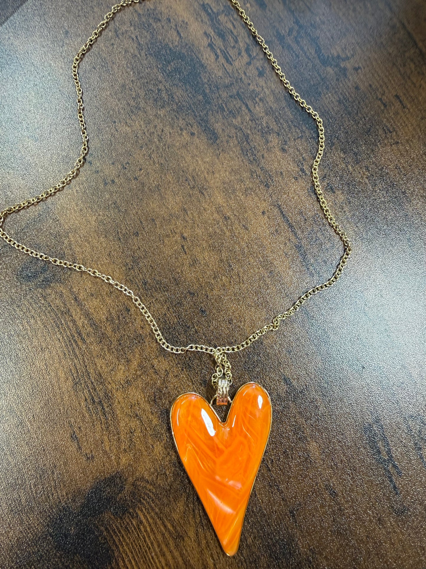 Collier cœur orange