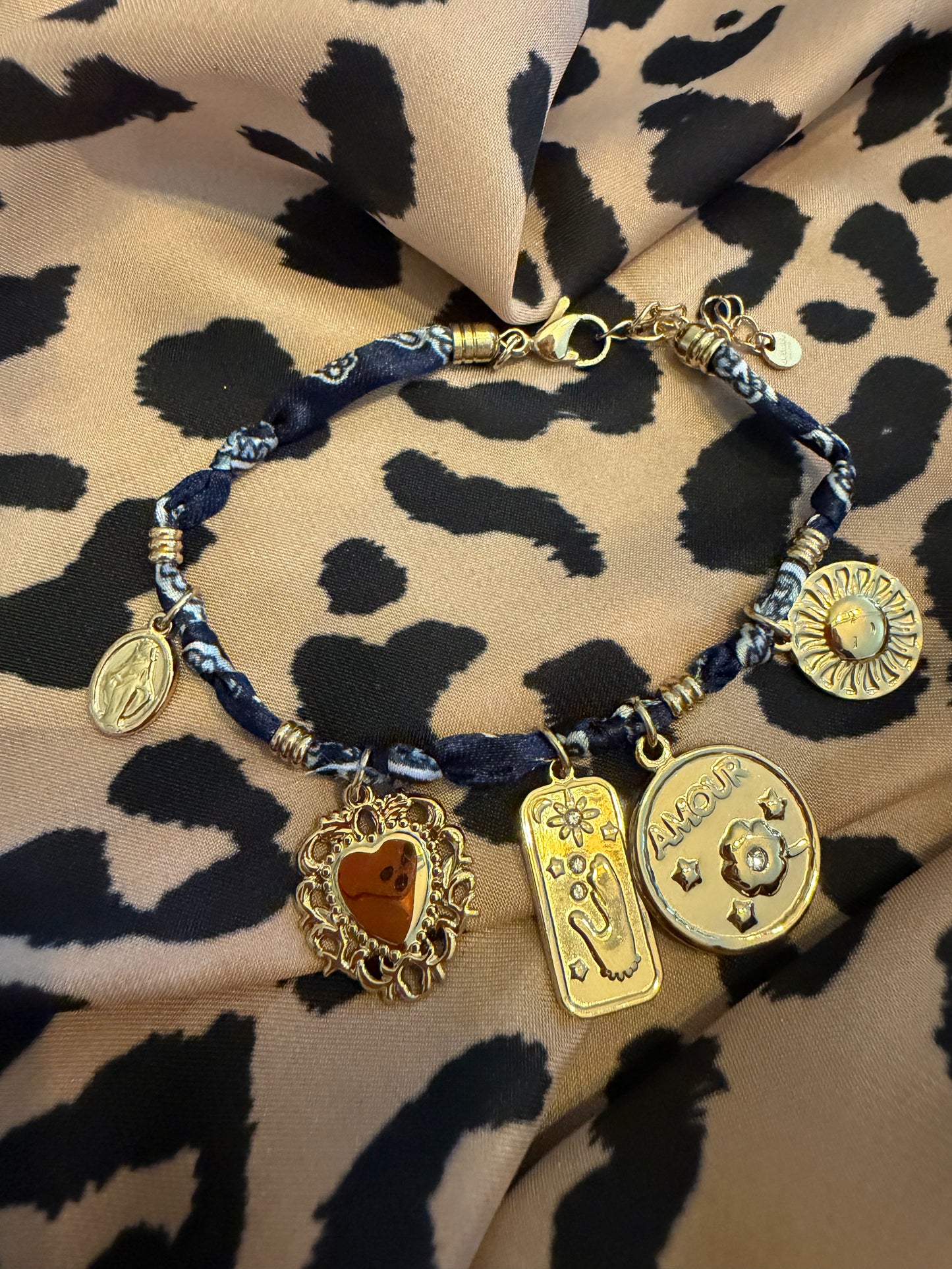 Bracelet, tissu bleu