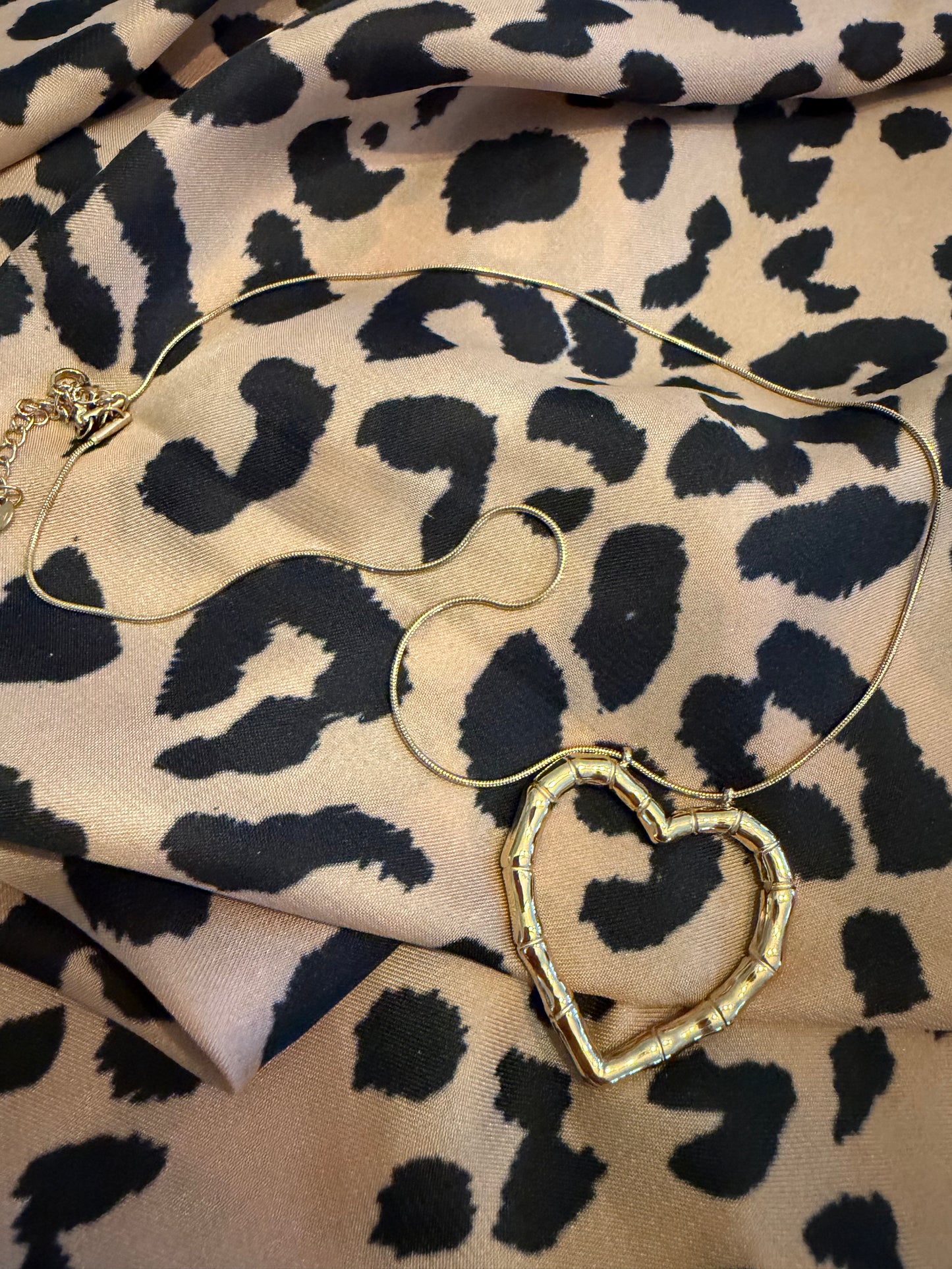 Collier cœur doré