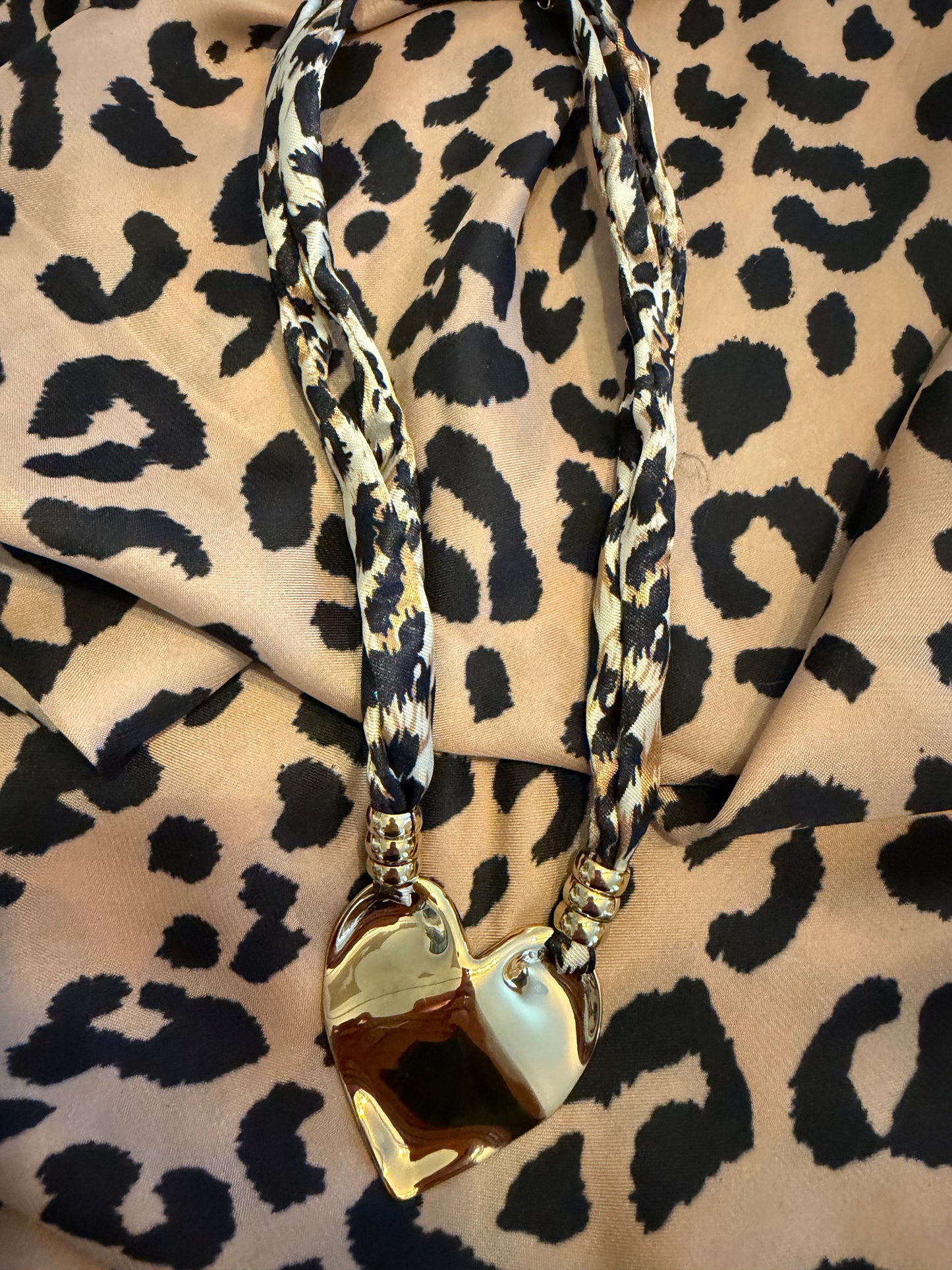 Collier love